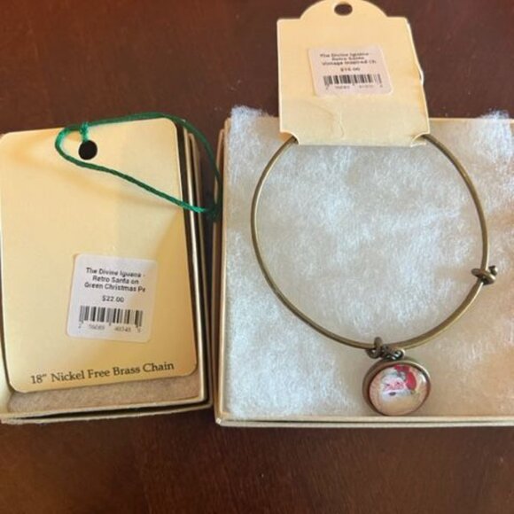 Divine Iguana retro Santa Claus Pendant Necklace & Bracelet Set handmade - Picture 5 of 6